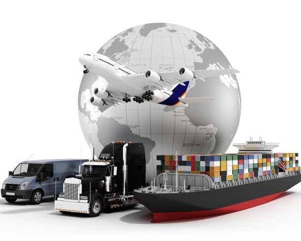 How does SunLuck International Express provide efficient services?