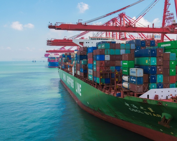 What causes delays in customs clearance at the destination?